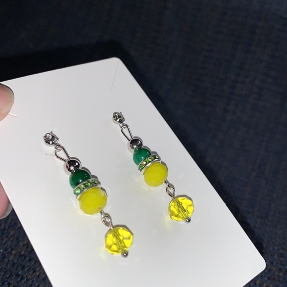 Oregon Ducks Themed Handcrafted Earrings - Picture 6 of 8
